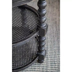 Tavolino rotondo a tre ripiani con ripiano in rattan, finitura nera, D23,5x25