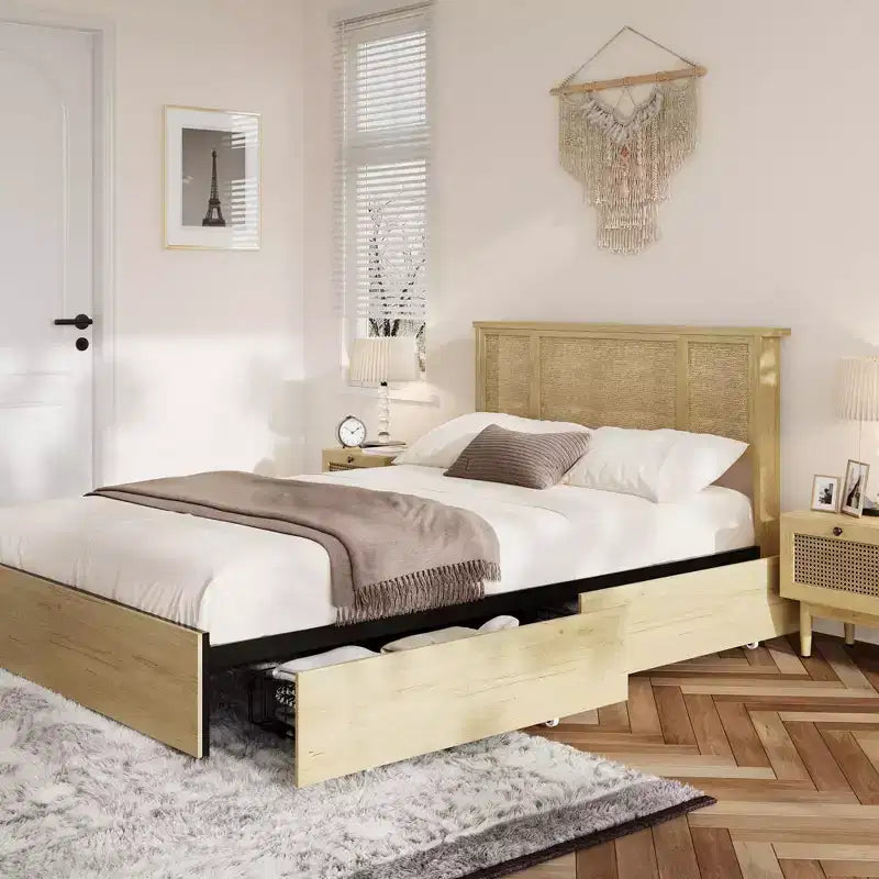 Struttura letto Full/Queen con testiera in rattan naturale, 4 cassetti contenitore, base per materasso in metallo a piattaforma, non necessita di rete a doghe